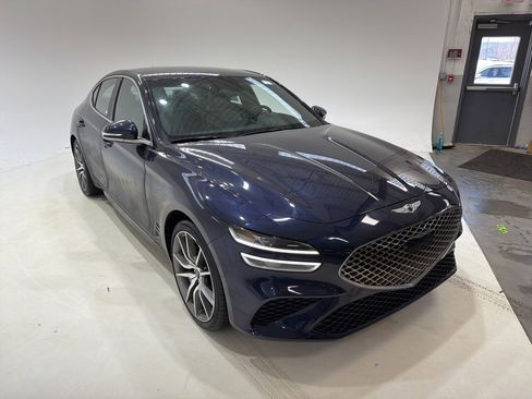 Used 2023 Genesis G70 2.0T image 2