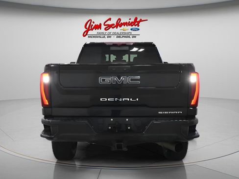 Used 2024 GMC Sierra 2500 Denali Ultimate image 5