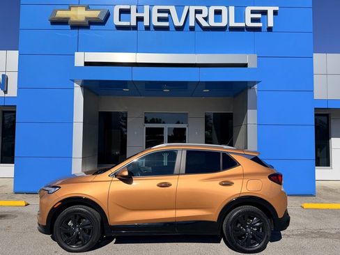 Used 2024 Buick Encore GX Sport Touring AWD/4WD image 1