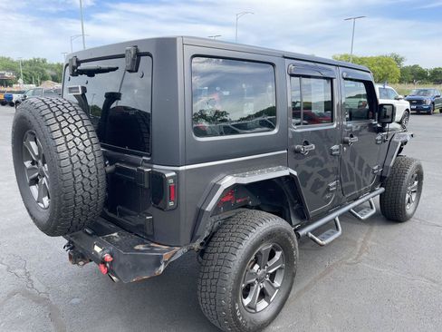 Used 2017 Jeep Wrangler Unlimited Sport w/ Dual Top Group AWD/4WD image 12