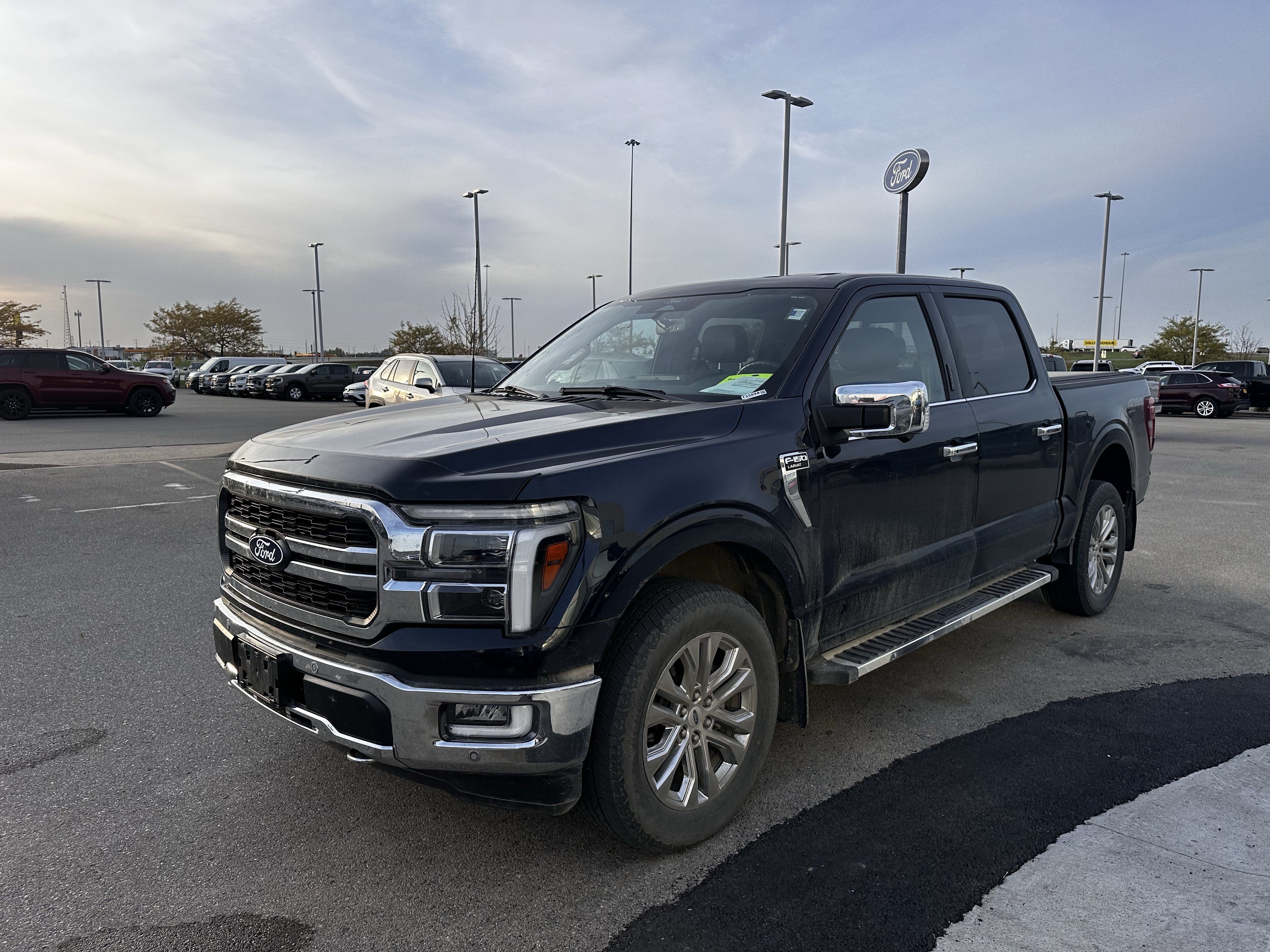 Used 2024 Ford F150 Lariat w/ Tow/Haul Package AWD/4WD image 3