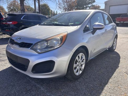 Used 2014 Kia Rio EX FWD image 4