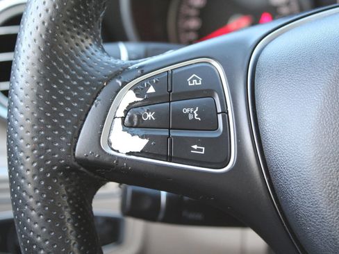 Used 2016 Mercedes-Benz C 300 Sedan image 16