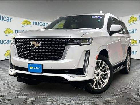 Used 2023 Cadillac Escalade Premium Luxury w/ Performance Package image 3