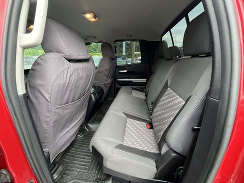 Used 2018 Toyota Tundra SR5 w/ TRD Off Road Package AWD/4WD image 31