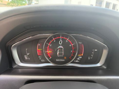 Used 2017 Volvo XC60 T5 Inscription w/ Preferred Option Package AWD/4WD image 25