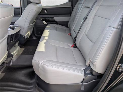 Used 2025 Toyota Tundra Limited AWD/4WD image 23