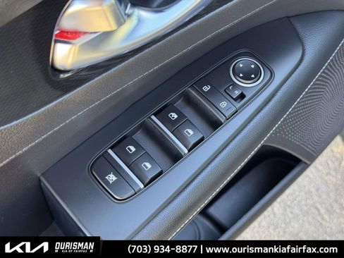 Used 2024 Kia Forte GT-Line w/ GT-Line Premium Package image 23