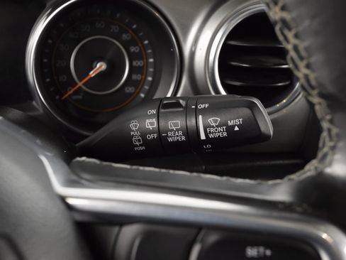 Used 2021 Jeep Wrangler Unlimited Sahara image 18