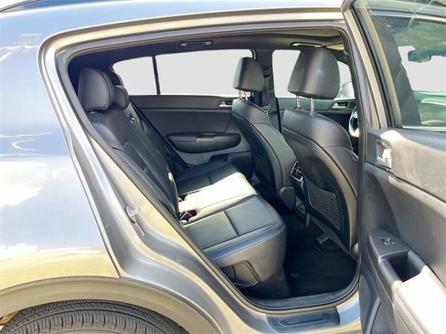 Used 2020 Kia Sportage S w/ S Sunroof Package image 25