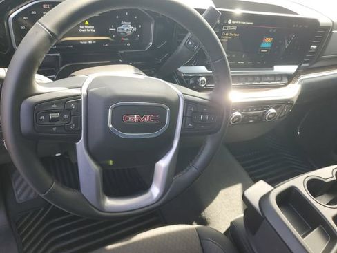 Certified 2026 GMC Sierra 1500 Elevation AWD/4WD image 18
