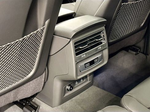 Used 2025 Audi Q7 2.0T Premium Plus image 17