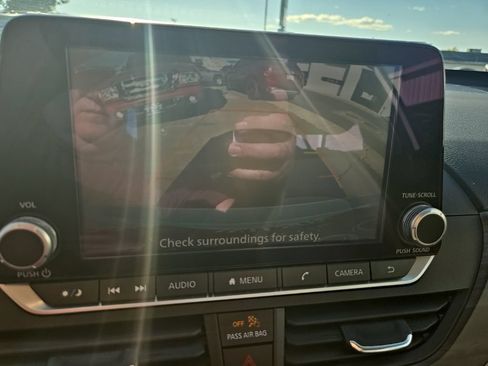 Used 2023 Nissan Altima 2.5 SV FWD image 20