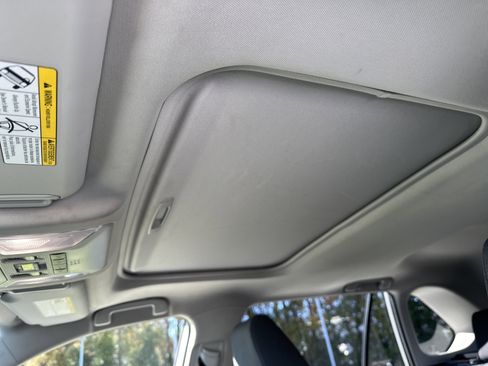 Certified 2022 Toyota RAV4 XLE image 28