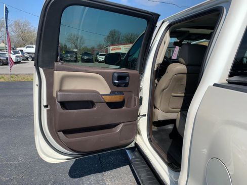 Used 2014 Chevrolet Silverado 1500 LTZ AWD/4WD image 30