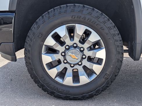 Certified 2024 Chevrolet Silverado 2500 Custom w/ Custom Value Package AWD/4WD image 48