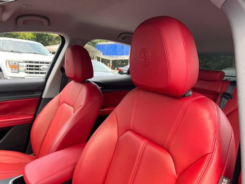 Used 2021 Alfa Romeo Stelvio Sprint w/ Nero Edizione RWD image 13