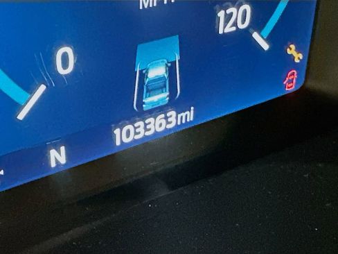 Used 2021 Ford F150 Lariat w/ Equipment Group 502A High image 12