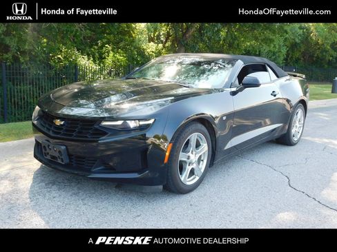 Used 2022 Chevrolet Camaro LT RWD image 1