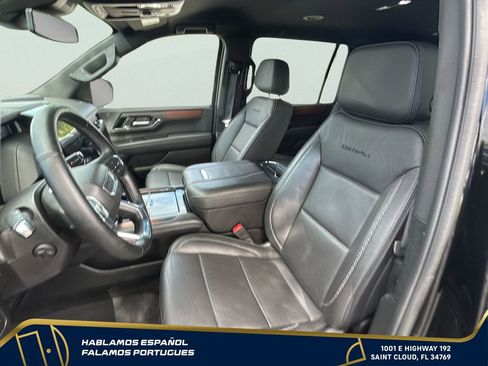 Certified 2025 GMC Yukon XL Denali AWD/4WD image 24