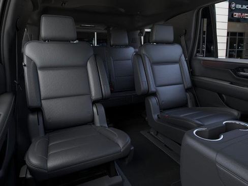 New 2026 GMC Yukon Denali w/ Sun & Power Step Package image 17
