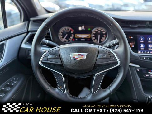 Used 2025 Cadillac XT5 Premium Luxury FWD image 32