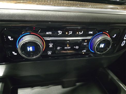 New 2026 Chevrolet Silverado 1500 LT w/ All Star Edition Plus image 25