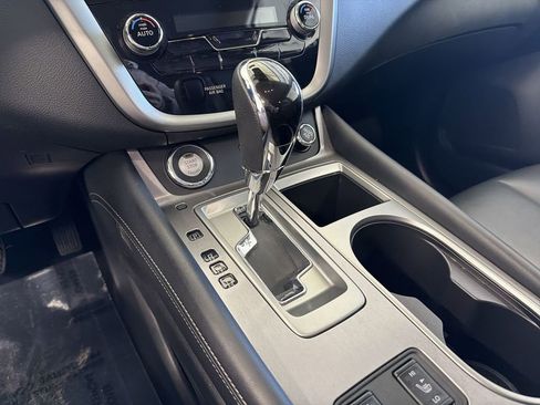 Certified 2024 Nissan Murano SV w/ SV Midnight Edition Package AWD/4WD image 28