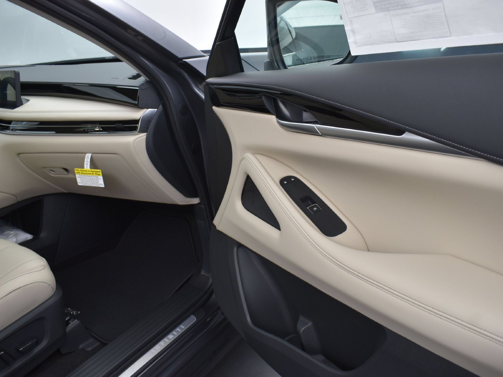 Certified 2025 INFINITI QX60 Pure FWD image 24