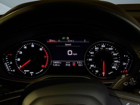 Used 2023 Audi Q5 2.0T Premium w/ Convenience Package AWD/4WD image 18