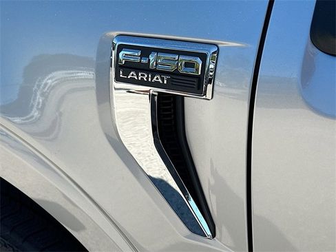 New 2025 Ford F150 Lariat w/ Equipment Group 501A Mid image 19