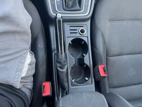 Used 2017 Volkswagen Golf SEL image 22