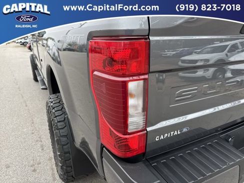 Used 2022 Ford F350 Lariat image 15