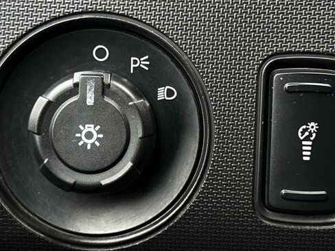 Used 2016 Ford F550 2WD Crew Cab Super Duty image 18