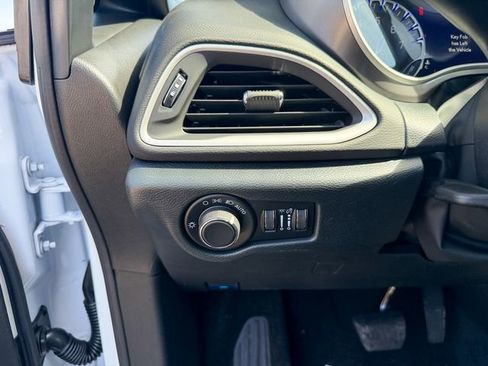 New 2026 Chrysler Voyager LX FWD image 18