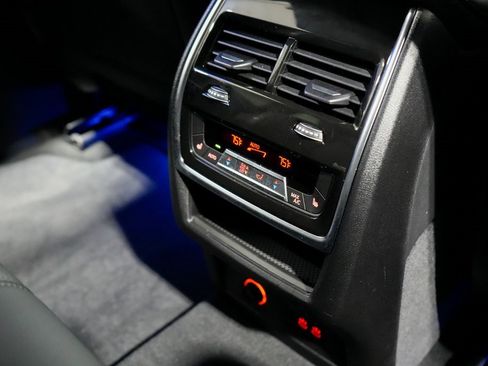 Used 2025 BMW X5 M60i image 25