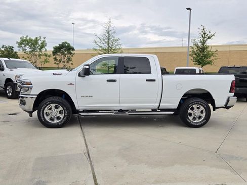 Used 2025 RAM 2500 Big Horn AWD/4WD image 4
