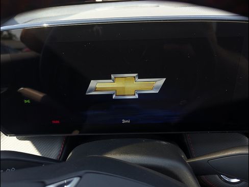 New 2027 Chevrolet Equinox RS w/ LPO, Floor Liner Package AWD/4WD image 22