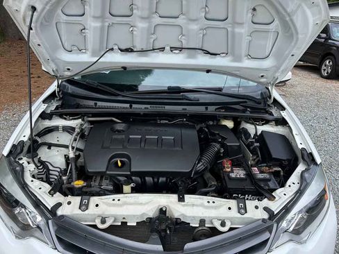 Used 2016 Toyota Corolla LE FWD image 17