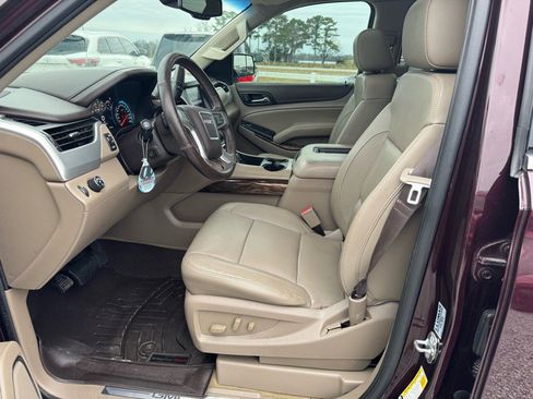Used 2017 GMC Yukon SLT w/ Open Road Package image 10