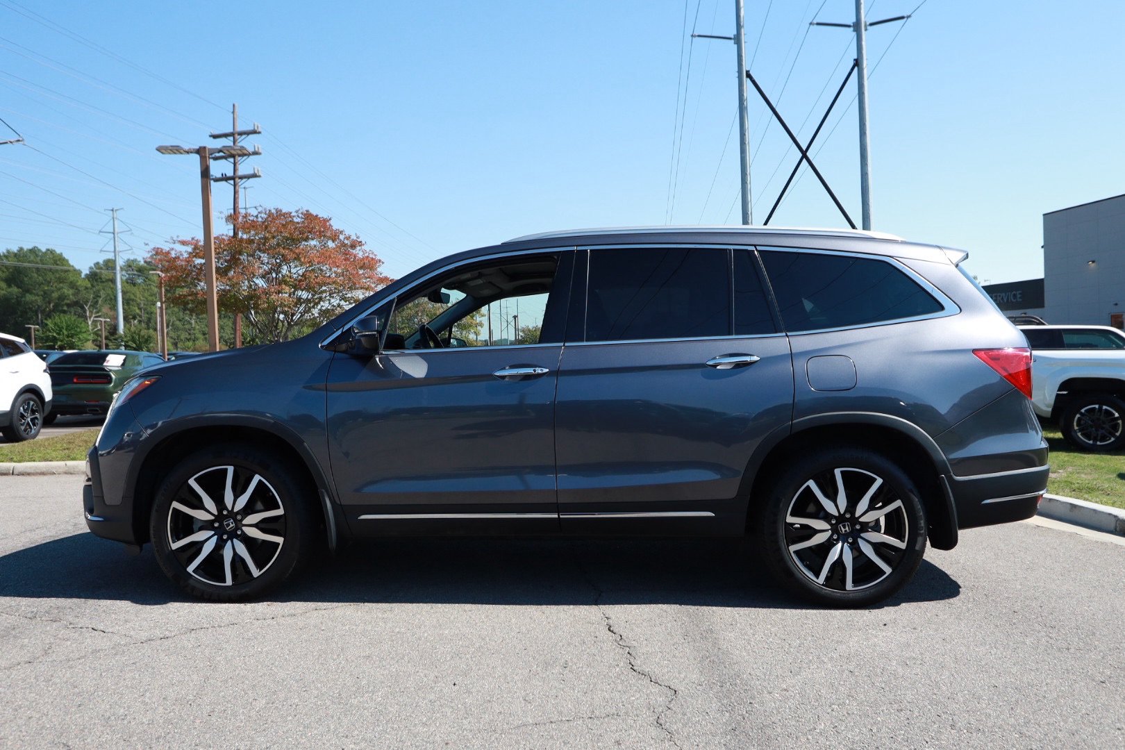 Used 2021 Honda Pilot Elite image 2