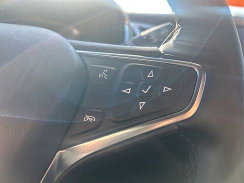 Used 2023 Chevrolet Equinox LT AWD/4WD image 30