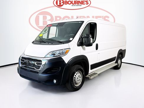 Used 2025 RAM ProMaster 2500 w/ U-Haul Equipment Group FWD image 5