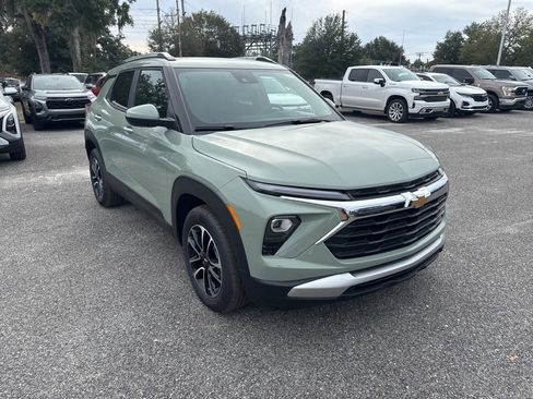 New 2026 Chevrolet TrailBlazer LT image 2