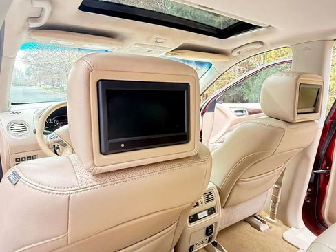 Used 2014 Nissan Pathfinder Platinum w/ Platinum Premium Package image 12