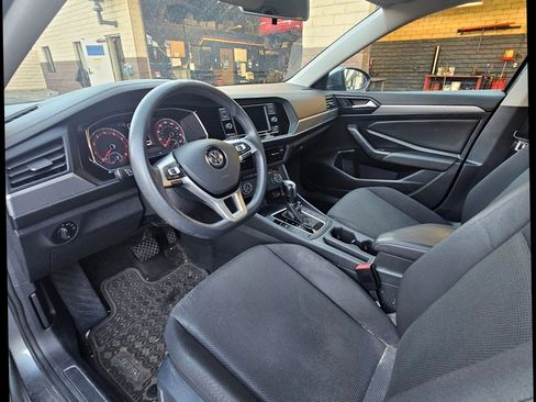 Used 2019 Volkswagen Jetta S w/ Driver Assistance Package image 11