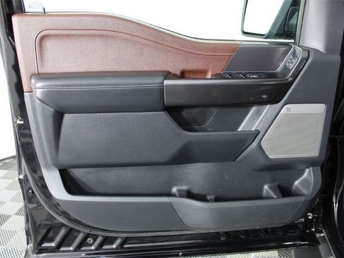 Used 2021 Ford F150 Lariat w/ Equipment Group 502A High image 17