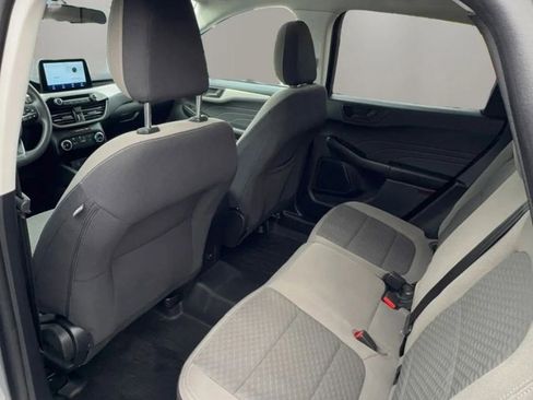 Used 2022 Ford Escape SE image 13