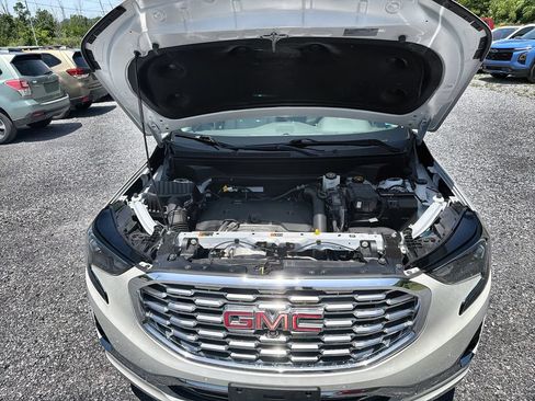 Used 2020 GMC Terrain Denali w/ Denali Premium Package FWD image 39