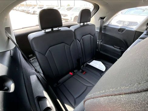 Used 2022 Audi Q7 2.0T Premium w/ Convenience Package AWD/4WD image 38